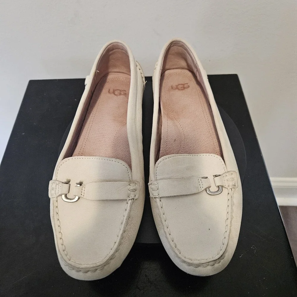 UGG WOMEN'S CALLEN LOAFERS FLATS IN JASMINE SOFT WHITE LEATHER SIZE 8